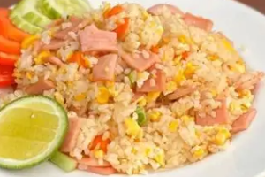 Chicken Ham Fried Rice ข้าวผัดแฮมไก่
