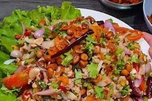 ยำวุ้นเส้นโบราณ