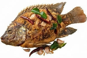 ปลานิลทอดสมุนไฟ