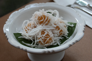 ขนมจีนจันทร์