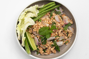 ลาบหมู/ไก่