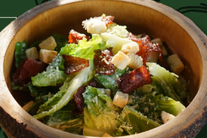 ซีซาร์สลัดเบคอน