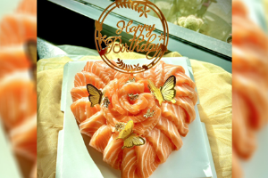 เค้กแซลมอนทรงหัวใจ 1.5ปอนด์
