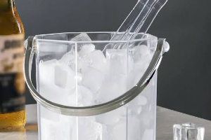 น้ำแข็ง(ถัง)