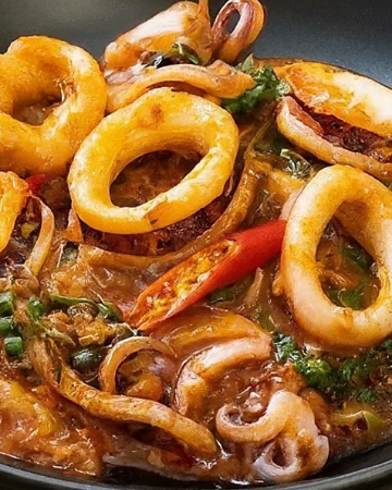 หมึกผัดพริกเผา 