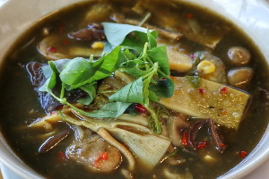 แกงหน่อไม้-แกงเปอะ