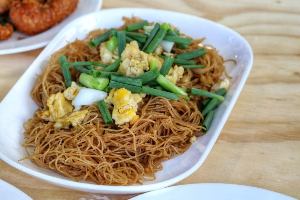 หมี่ผัดไข่