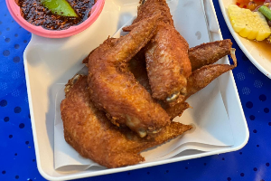 ปีกไก่ทอด