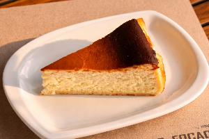 Brunt Cheese Cake