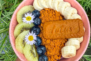 Acai Biscoff Banana
