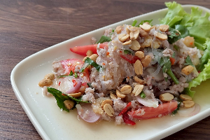 ยำวุ้นเส้นโบราณหมูสับ