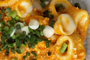 ผัดผงกะหรี่(กับข้าว)
