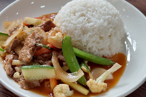 ผัดเปรี้ยวหวาน(ราดข้าว)