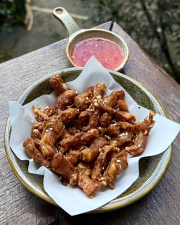 เอ็นไก่ทอด / Chicken tendon fritters 