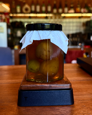 เหล้าบ๊วย / Plum wine (Umeshu)