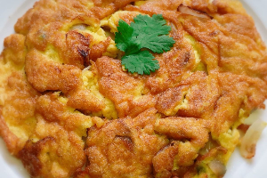 ไข่เจียว (Thai Omelette)