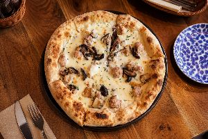 0405 Prosciutto e Funghi