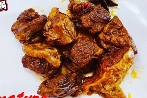 เนื้อตุ๋นเสฉวน 红烧牛肉 Sichuan stewed beef