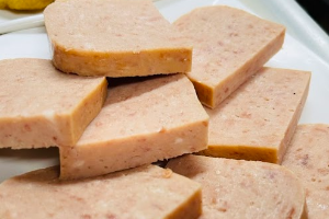 หมูแฮมจีน 午餐肉 Chinese Spam