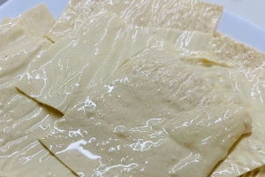เต้าหู้แผ่น 豆皮 Tofu Sheets