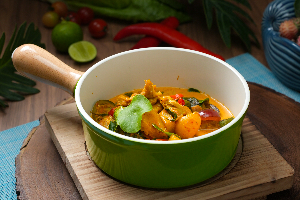 Gaeng Phed Gai