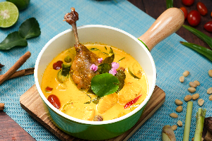 Gaeng Phed Ped
