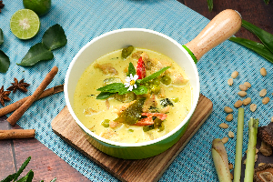 Gaeng Kaew Waan Gai