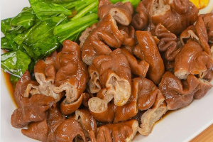 ไส้พะโล้ล้วน	ខពោះវៀនជ្រូក	Stewed Pork Intestine