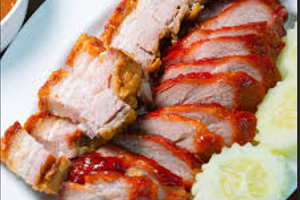 หมูแดงหมูกรอบเป็นกับ	សាច់ជ្រូកក្រហមពីរមុខ	Crispy and BBQ Red Pork