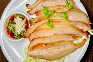คอหมูย่าง	កសាច់ជ្រូកអាំង  	Grilled Pork Neck