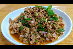 ลาบเนื้อ	ឡាបសាច់គោ	Larb Beef