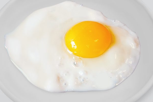 ไข่ดาว	ពងចៀន	Fried Egg