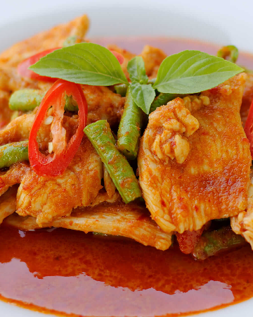 ผัดพริกแกง (กับข้าว)