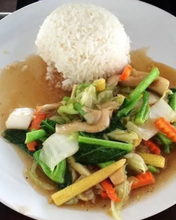 ข้าวผัดผัก