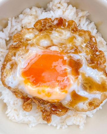 ข้าวเปล่า + ไข่ดาว