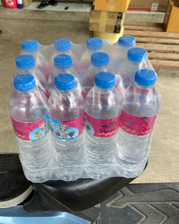 น้ำคิวตี้ ขนาดกลาง 600 มล /แพ๊ค 12 ขวด