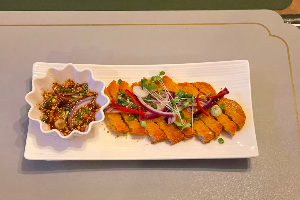 Chicken Cutlet with Jim Jaew Sauce