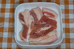 สามชั้นหมักงา 