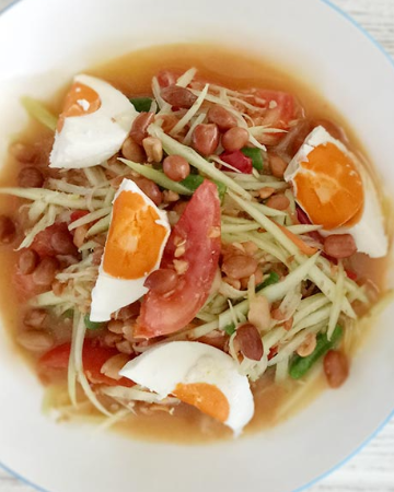 ตำไทยไข่เค็ม