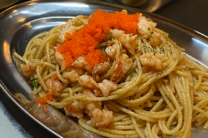 สปาเก็ตตี้กุ้งผัดพริกเกลือ