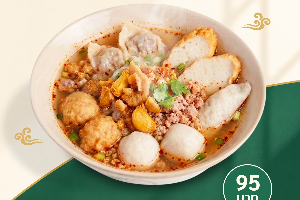 เกาเหลาต้มยำ ลูกชิ้นปลารวม