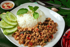 ข้าวกะเพราหมูสับ