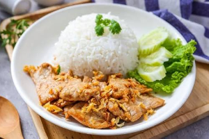หมูทอดกระเทียม